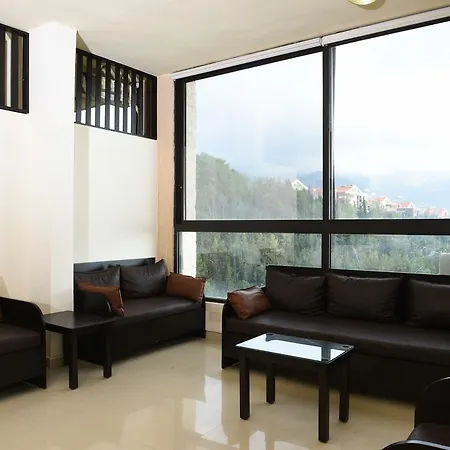 Building 440 Apartment Fatqa Exterior photo