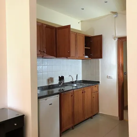 Building 440 Apartment Fatqa Exterior photo
