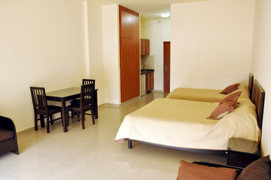 Building 440 Apartment