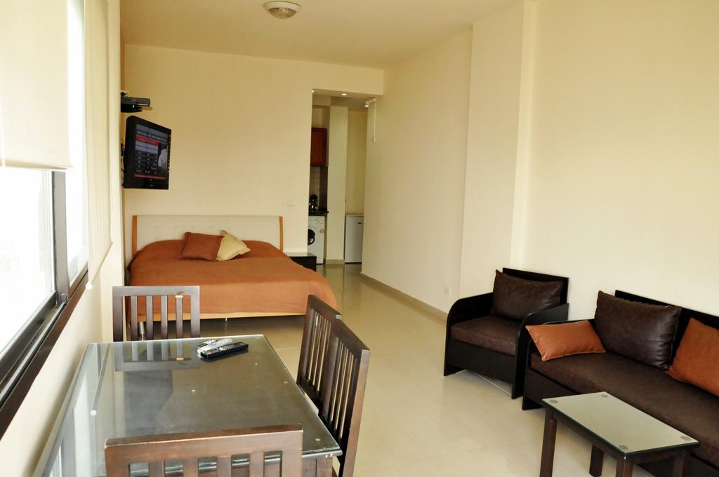 Building 440 Apartment *