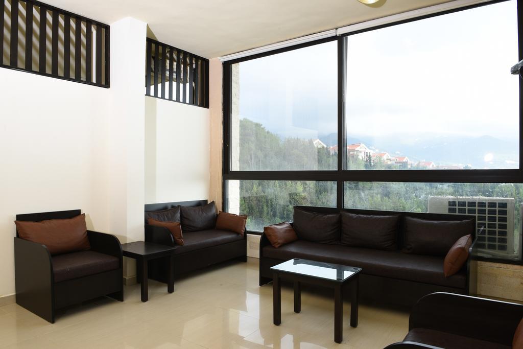 Building 440 Apartment Fatqa