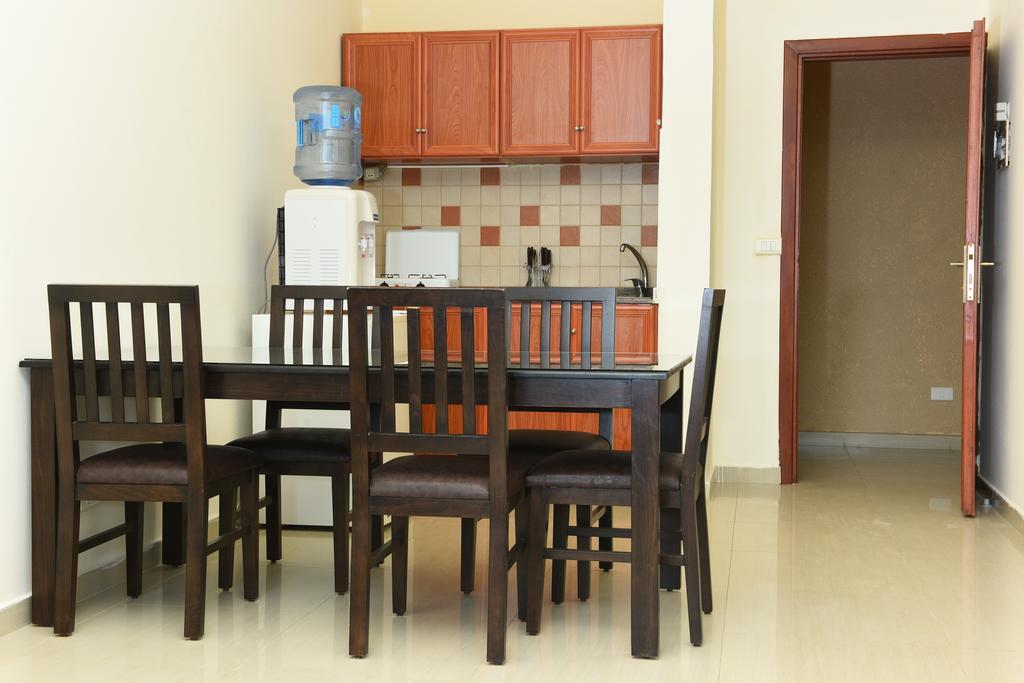 Building 440 Apartment